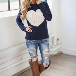 💙Trendy Heart Sweater💙